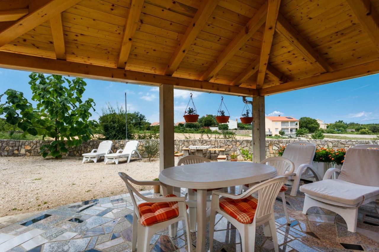 Apartman Dobrila Vrh  Экстерьер фото